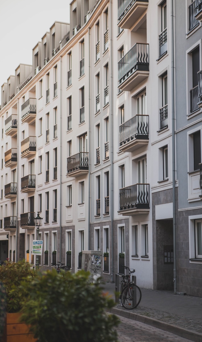 Mehrfamilienhaus verkaufen – diese 7 Schritte führen sicher ans Ziel