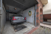 Garage1 mit Grube - Ein bis Zweifamilienhaus mit Traumgrundstück und Doppelgarage mit Werkstattgrube in Wörrstadt