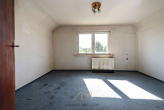 OG-Anbau-Schlafzimmer1.1 - Viele Möglichkeiten in Riedstadt! Zwei Grundstücke mit Potenzial für Wohnen, Sanierung oder Neubau.