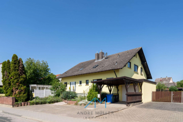 Charmante Doppelhaushälfte in Wörrstadt: Ihr Zuhause mit Potenzial für eine Einliegerwohnung!, 55286 Wörrstadt, Doppelhaushälfte