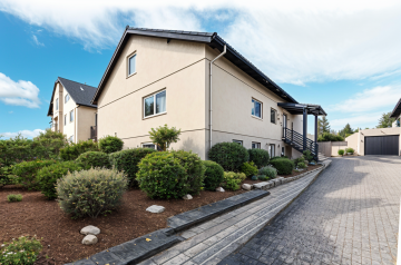 Top gepflegtes Mehrfamilienhaus in Rüsselsheim – 4 Einheiten, Renditestark & Ausbaureserve, 65428 Rüsselsheim am Main, Mehrfamilienhaus