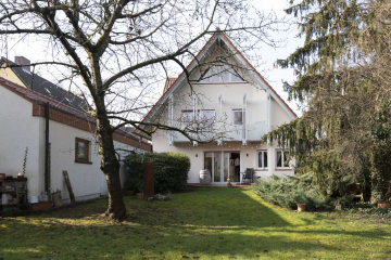 Traum Einfamilienhaus in Haßloch, Parkähnlicher Garten 674 qm, neuer LWW-Wärmepumpe & Photovoltaik., 67454 Haßloch, Haus