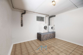 Keller Waschraum - Traum Einfamilienhaus in Haßloch, Parkähnlicher Garten 674 qm, neuer LWW-Wärmepumpe & Photovoltaik.