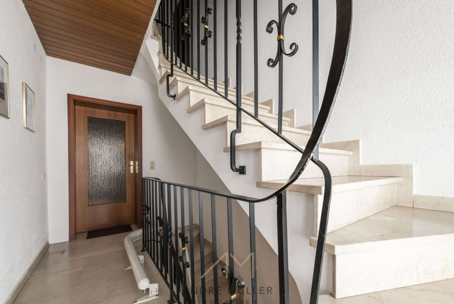 OG-Treppe-Eingang