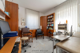 EG_Buero_Arbeitsplatz2.2 - Parkvilla in Bad Kreuznach – Traumgarten, energetisch saniert. Mehrfamilienhaus und Praxis möglich.