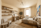 OG-Zimmer1.1-Beispiel - Wohnhaus mit Werkstattanbau, Wintergarten und Büroflächen mit Umnutzungspotenzial zu Wohnraum
